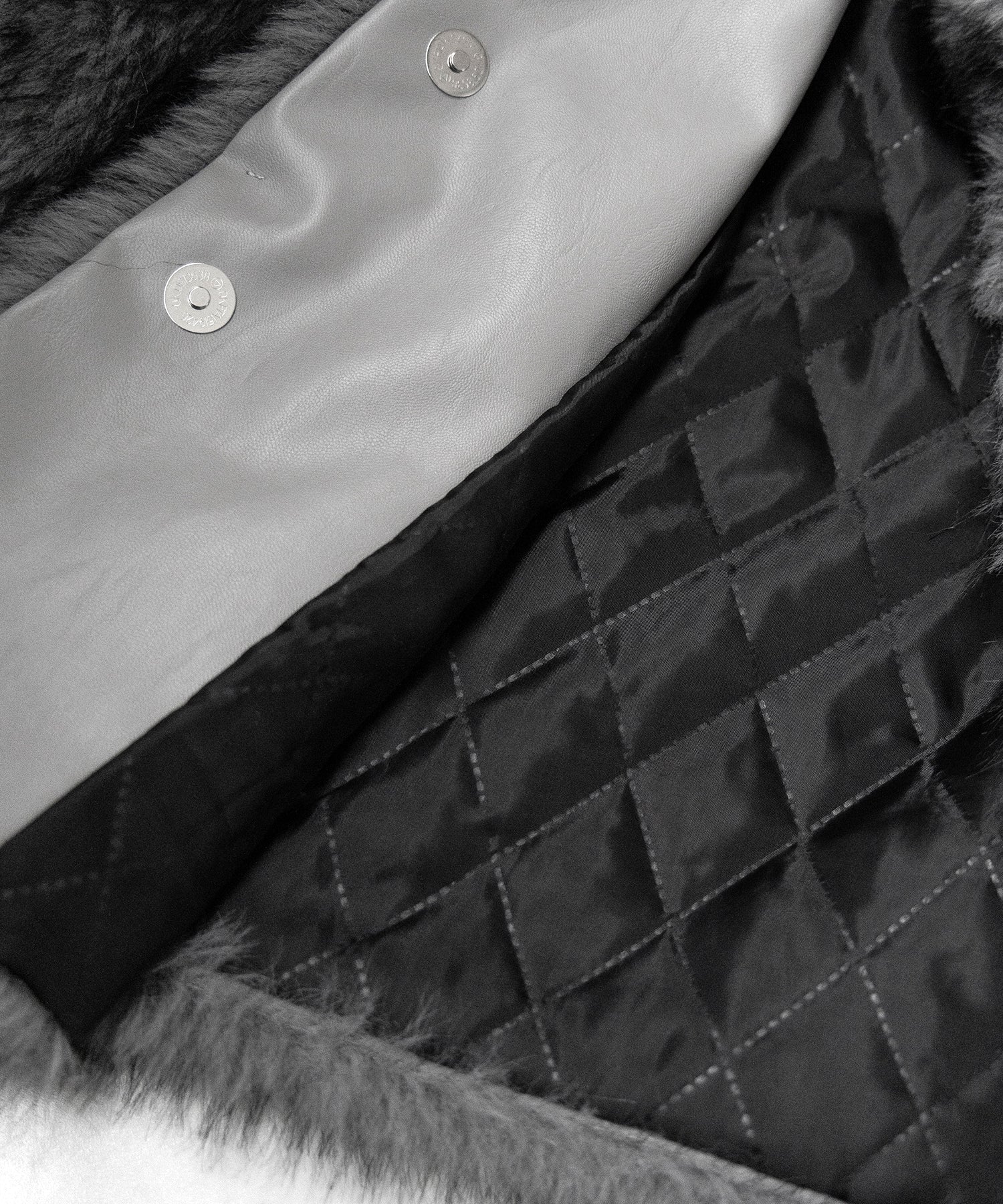 スタンドカラーミックスファーショートコート ／ stand-collar mix fur short coat