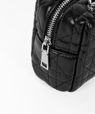 【 ショルダーストラップ付き２WAY 】キルティングスクエアチェーンショルダーミニバッグ / 2WAY quilted square chain shoulder mini bag