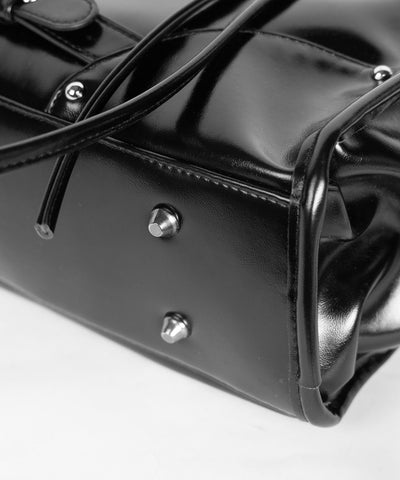 【 ショルダーストラップ付き２WAY 】レースアップベルテッドフリンジボストンショルダーバッグ／lace up belted fringe boston shoulder bag
