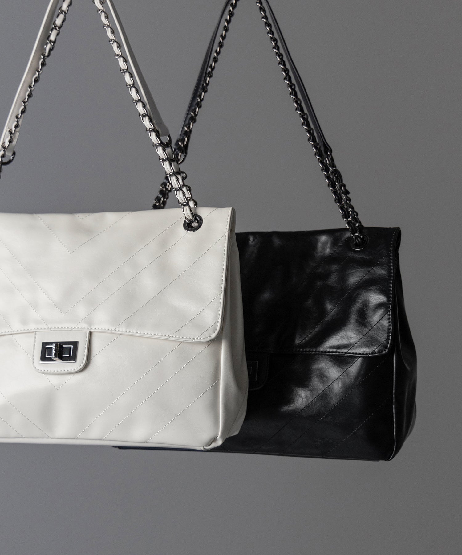 【 ３color 】２WAY チェーンフェイクレザーフラップショルダーバッグ ／ 2WAY chain fake leather flap shoulder bag