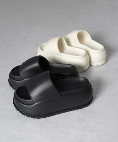 厚底ボリュームソールパフィースライドサンダル／platform volume sole puffy slide sandals