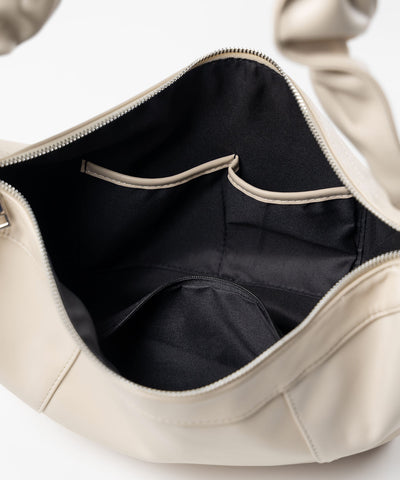 シャーリングハンドルショルダーバッグ ／ shirring handle shoulder bag