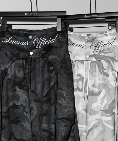 ロゴガーターカモフラタックワイドパンツ ／ logo garter camouflage tuck wide pants