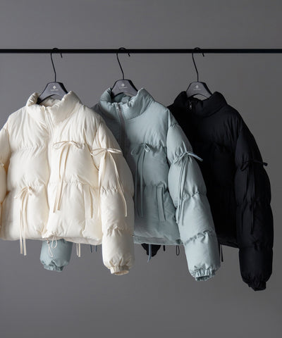 【 選べる３色展開 ／ 裾絞り可能２WAY 】ストラップリボンショートパフダウンジャケット ／ strap ribbon short puff down jacket