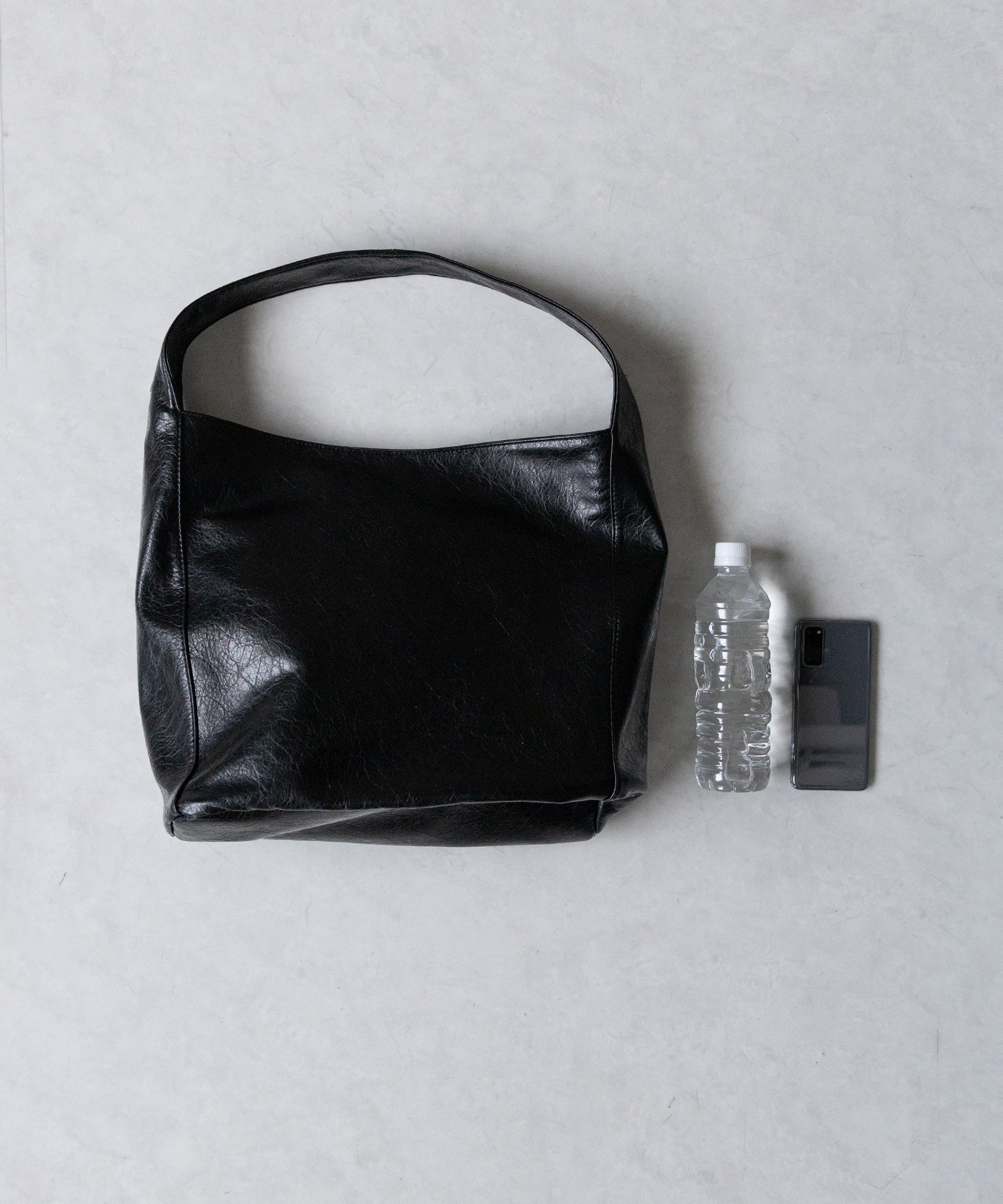 【 ２color ／ 大容量 】フェイクシボレザーワンハンドルショルダーバッグ ／ fake shibo leather onehandle shoulder bag