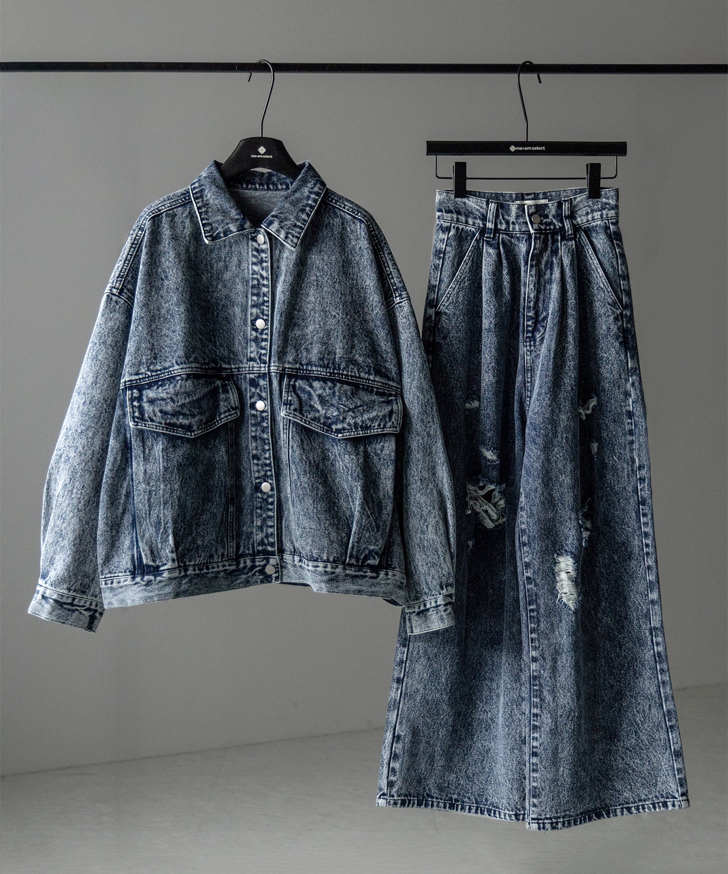 【 デニムセットアップ着用可能 】ヴィンテージケミカルブリーチタックダメージワイドデニム ／ vintage chemical bleach tuck damage wide denim