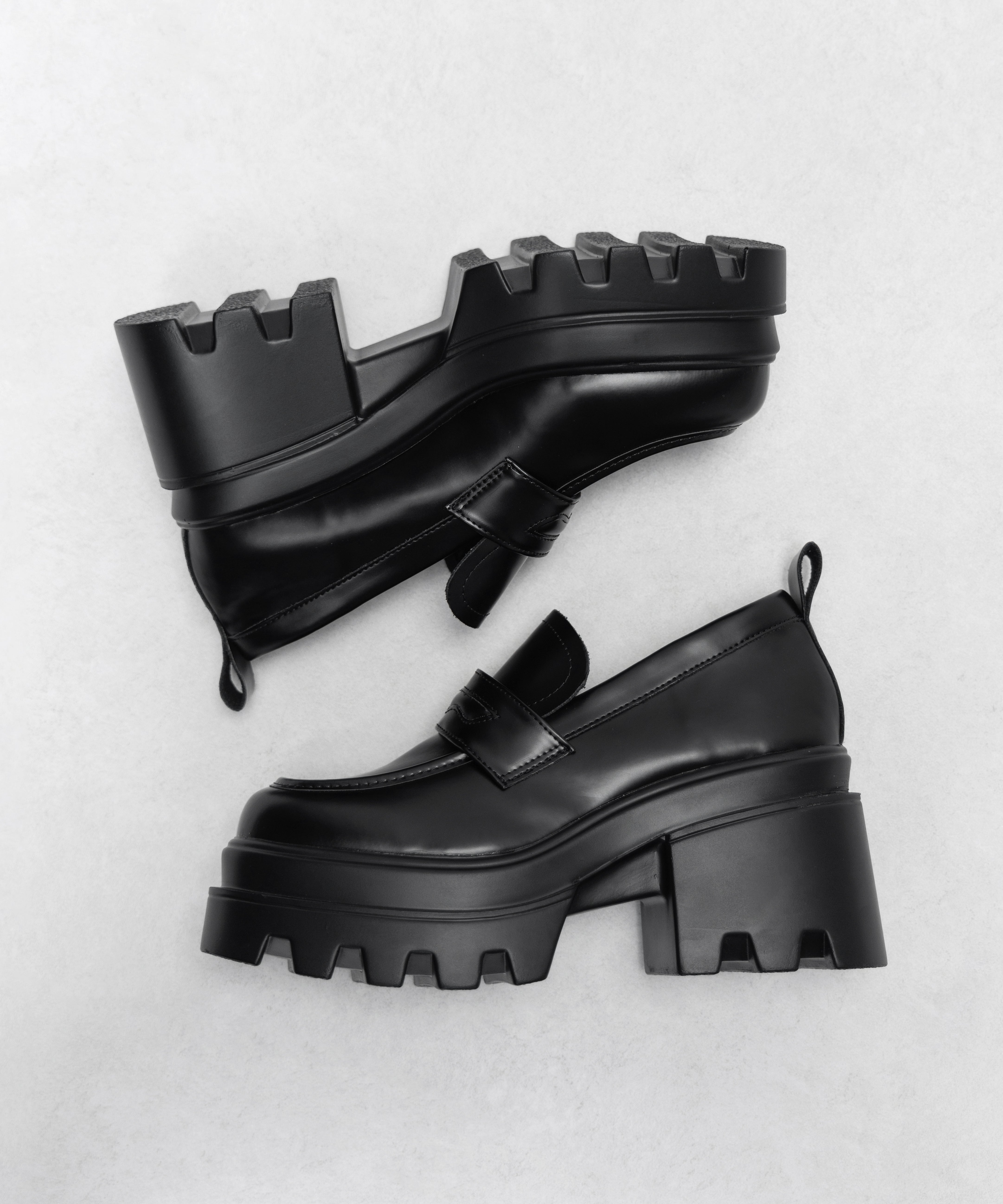 厚底チャンキーヒールコインローファー／platform chunky heel coin loafers
