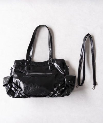 【 ショルダーストラップ付き２WAY 】ベルトデザインスタッズポケットヴィンテージショルダーバッグ ／ ( ２WAY ) belt design studs pocket vintage shoulder bag