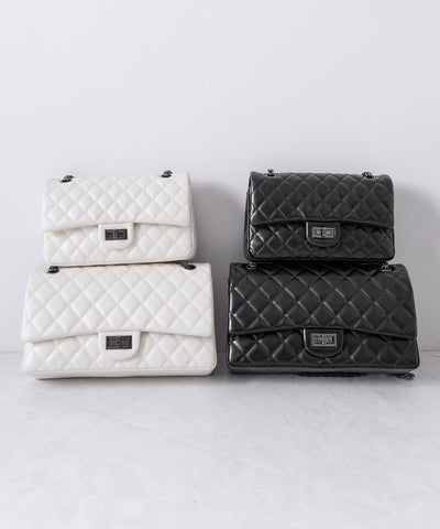 【 ２color 】キルティングチェーンスクエアショルダーバッグ ／ quilting chain square shoulder bag