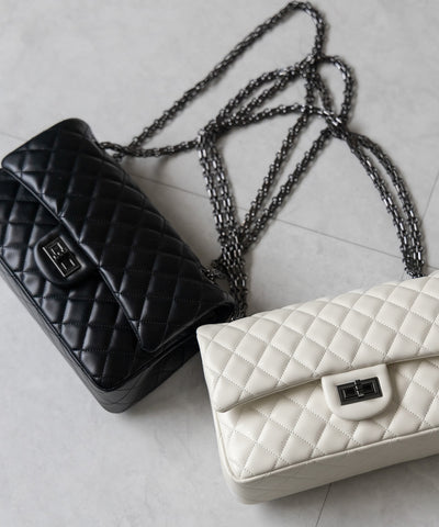 【 ２color 】キルティングチェーンスクエアショルダーバッグ ／ quilting chain square shoulder bag