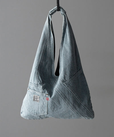 【 ２color 】リメイクウォッシュトライアングルデニムショルダーバッグ ／ remade wash triangle denim shoulder bag