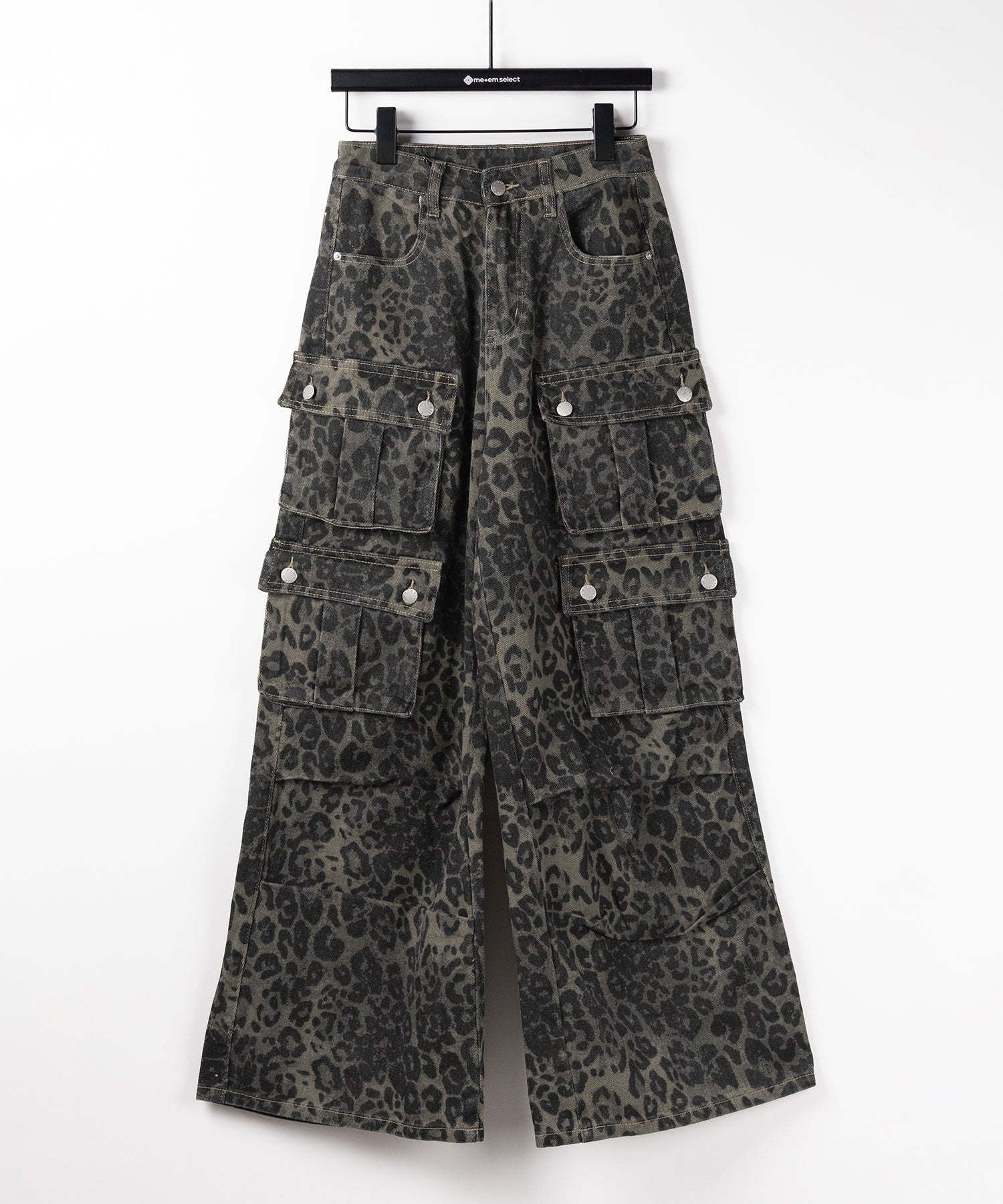 【 ２color ／ ４size 】レオパードヴィンテージタックワイドカーゴデニム ／ leopard vintage tuck wide cargo denim