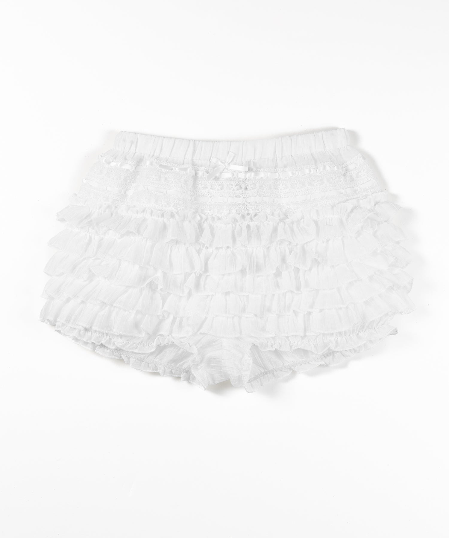 シアーフリルレースショートパンツ ／ Sheer frill lace shorts