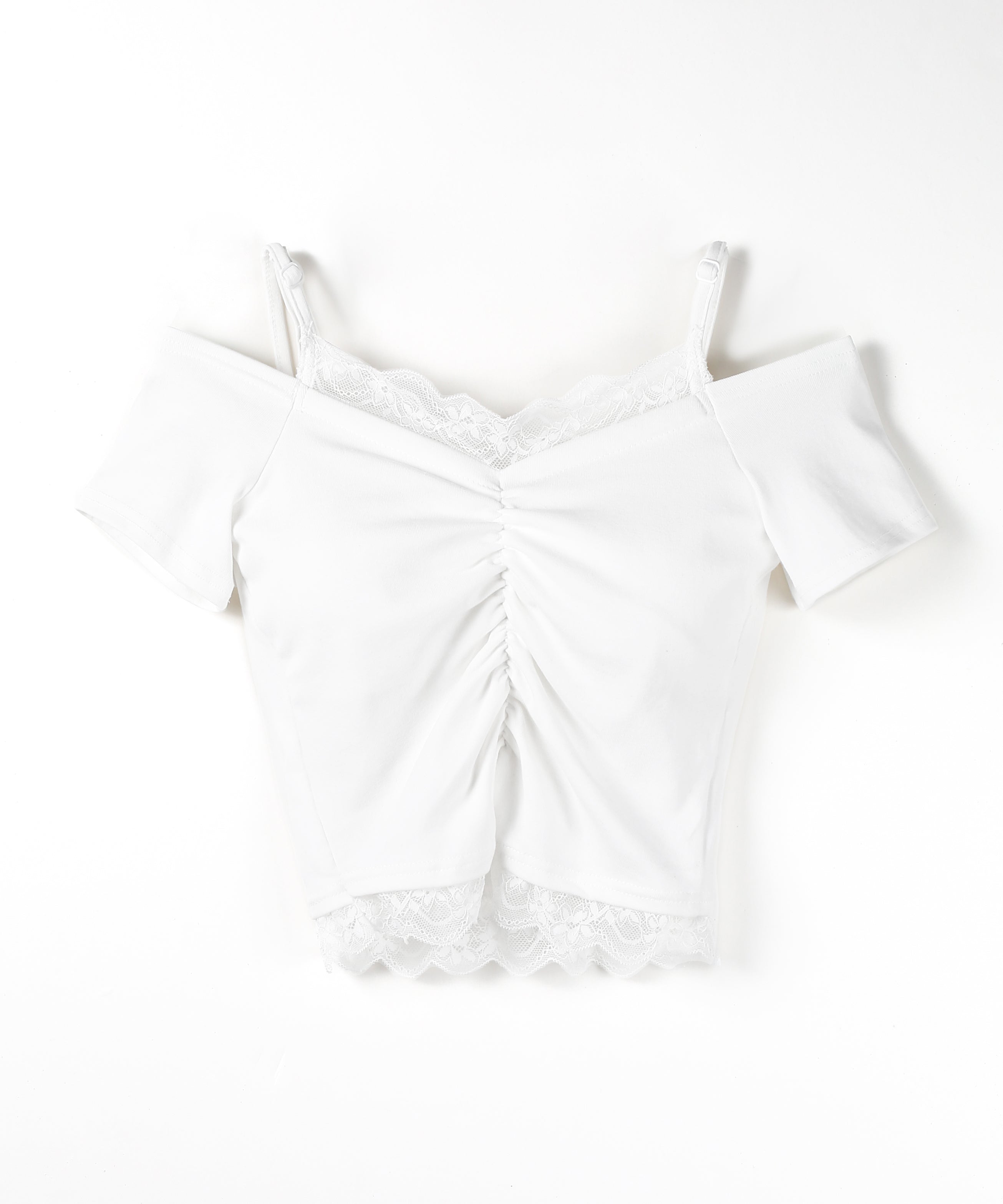 レースドッキングシャーリング半袖オフショルトップス ／ lace docking shirring short-sleeved off-shoulder tops