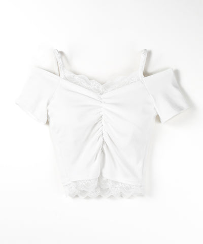 レースドッキングシャーリング半袖オフショルトップス ／ lace docking shirring short-sleeved off-shoulder tops