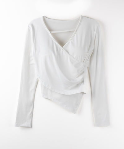 【 ３color 】ラインストラップギャザークロスレイヤードトップス ／ line strap gather cross layered Tops