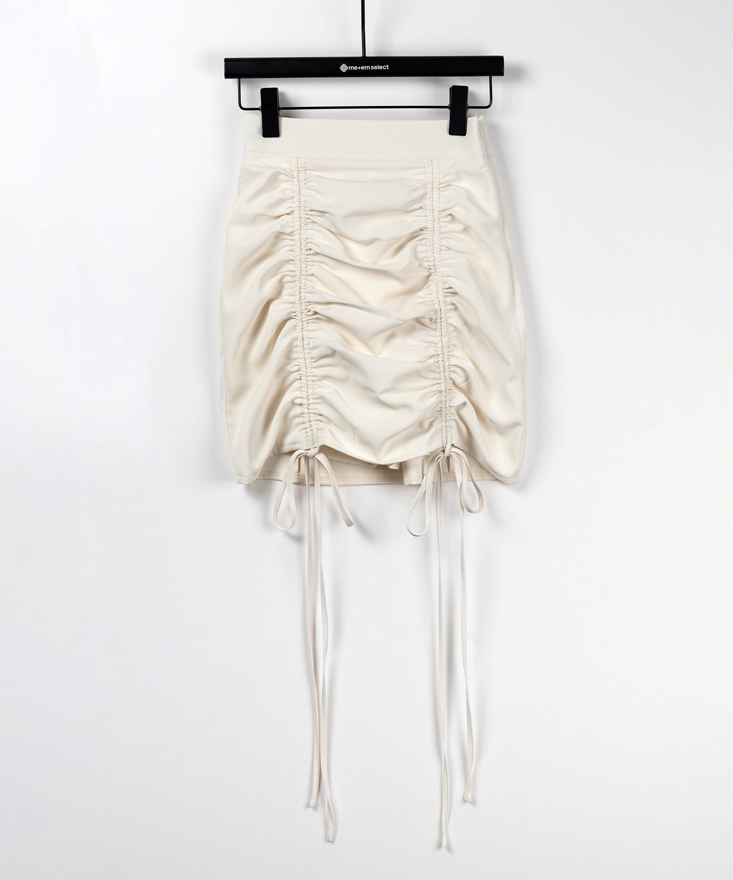 【 インパン裏地付 ／ セルフカット調節可能 】 ストラップダブルリボンシャーリングミニスカート ／ strap double ribbon shirring mini skirt