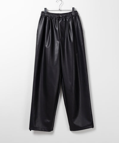 【 ４size／２color 】ドロストフェイクレザーボリュームワイドパンツ
