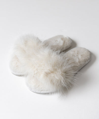 【 MINAMIさん着用 】フェザーファールームシューズ ／ feather fur room shoes