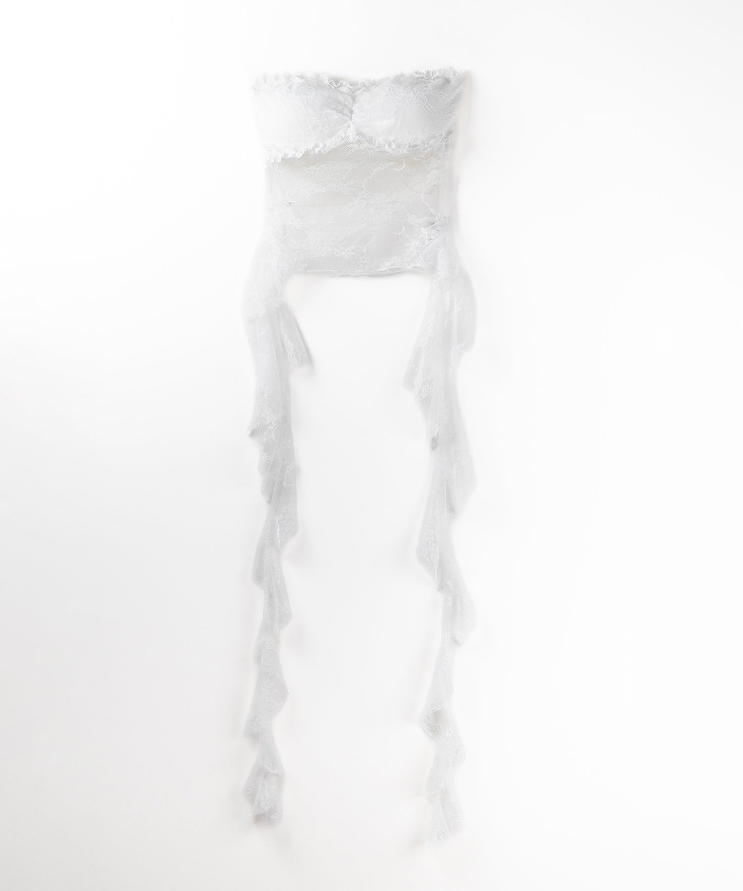 【 ２color 】アシンメトリーフリルレースベアトップス ／ asymmetry frill lace bare tops