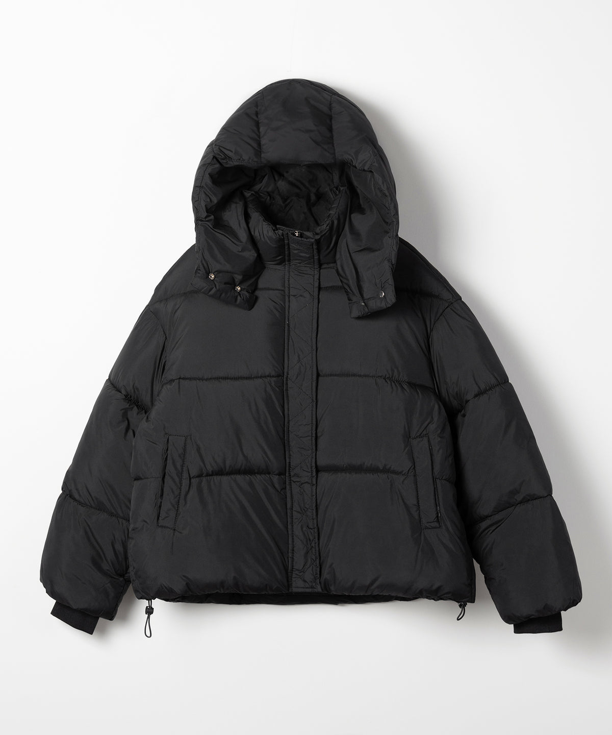 スタンドネックボリュームフーディ中綿パフジャケット ／ Stand-neck volume hooded fake down puff jacket