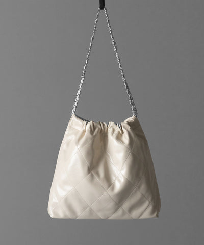 【 ２color 】キルティングチェーントートショルダーバッグ ／ quilting chain tote shoulder bag