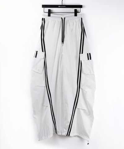 【 ３color ／裾絞り可能２WAY 】サイドラインナイロンタックカーゴワイドパンツ ／ side line nylon tuck cargo wide pants