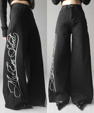 レタリングロゴ刺繍ハイウエストワイドブラックデニム ／ lettering logo embroidery high waist wide black denim