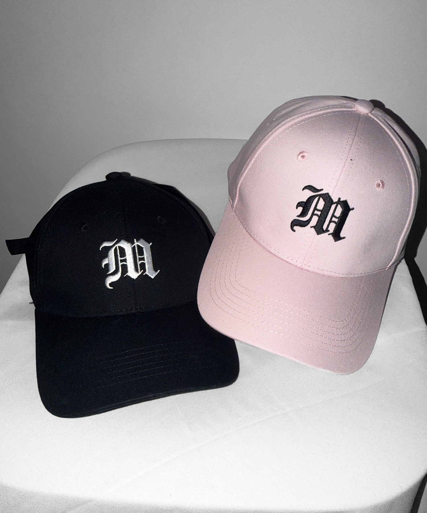 【 新色ピンク追加！ 】M LOGO embroidery CAP ／ M LOGO 刺繍キャップ