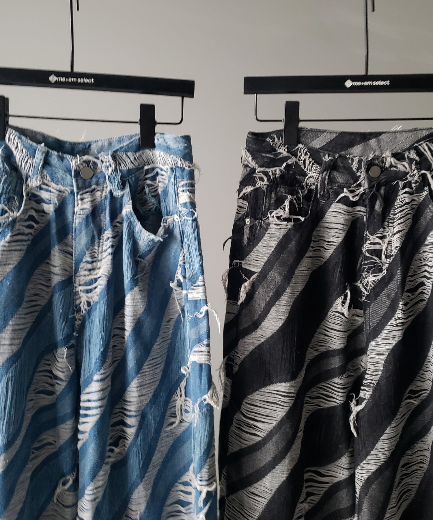 【 ２color ／ ４size 】バイカラーカットフリンジダメージワイドデニム ／ bicolor cut fringe damaged wide denim