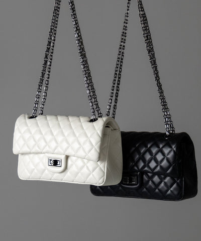 【 ２color 】キルティングチェーンスクエアショルダーバッグ ／ quilting chain square shoulder bag