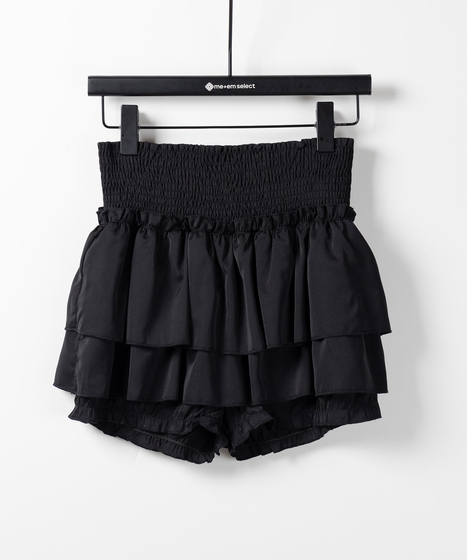【 ３color ／ ３size 】２段フリルシャーリングミニスカパン ／ double frill shirring mini skirt pants