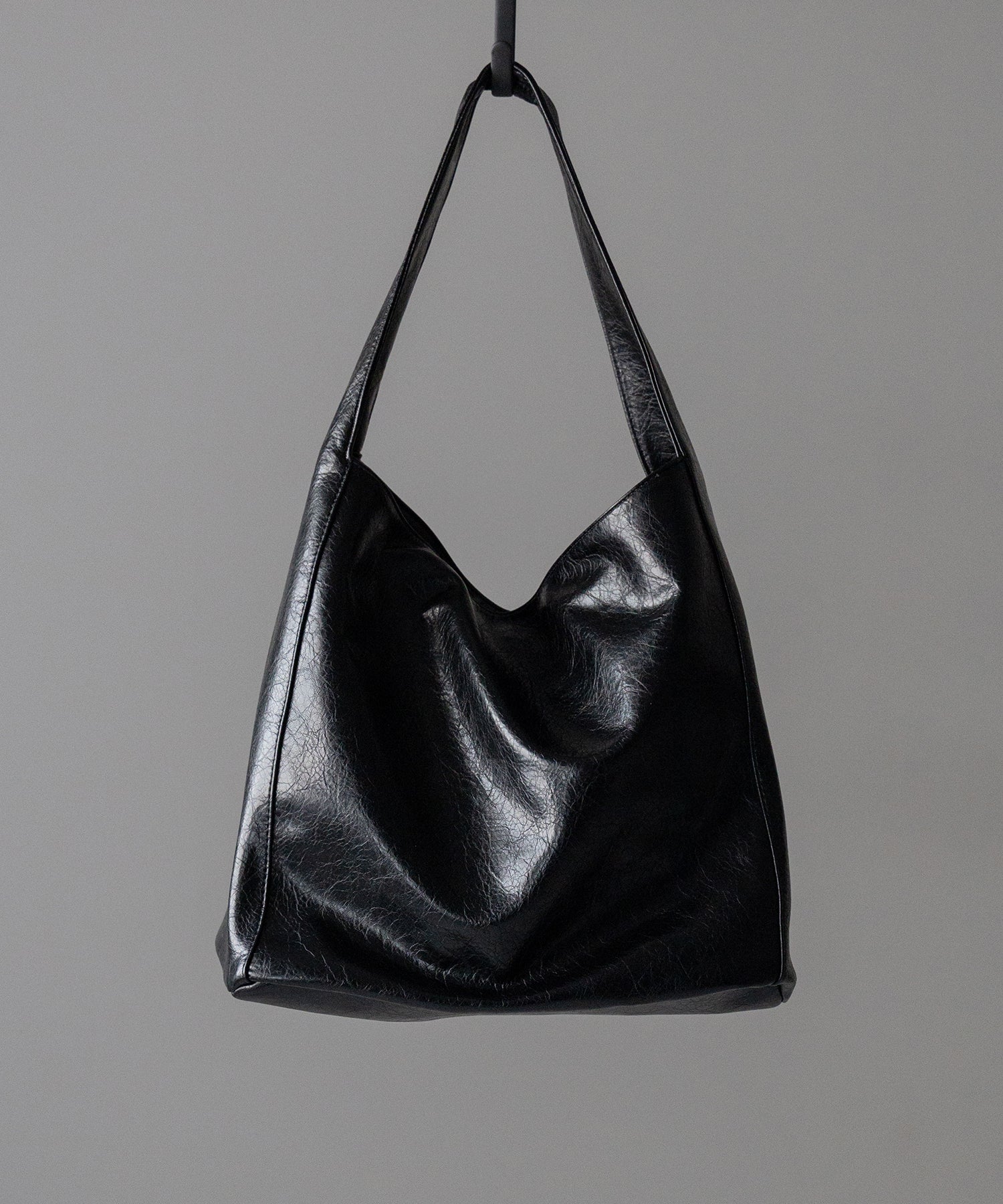 【 ２color ／ 大容量 】フェイクシボレザーワンハンドルショルダーバッグ ／ fake shibo leather onehandle shoulder bag