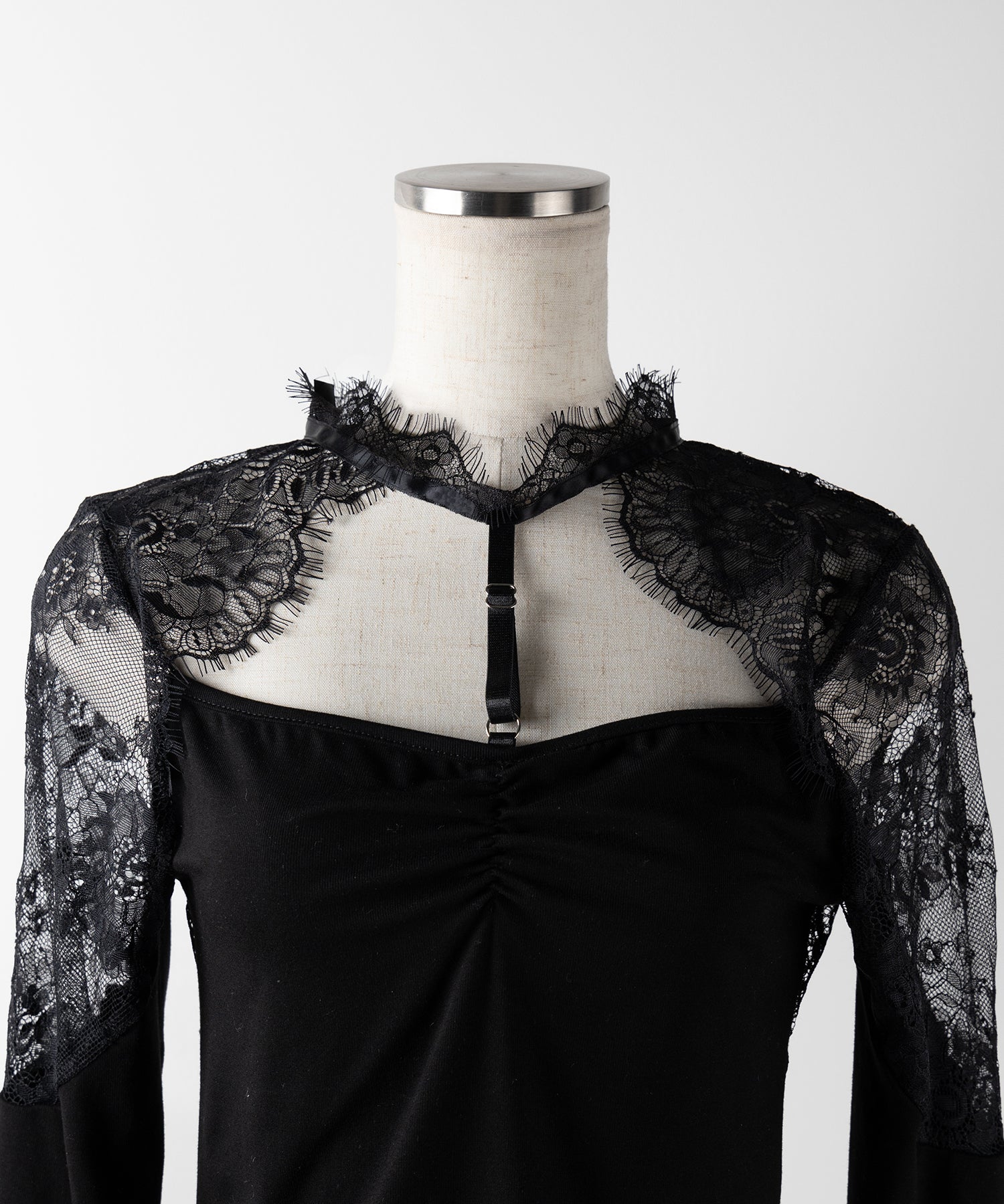 【 １color 】Y‐ストラップチョーカーレースドッキングトップス ／ Y-strap choker lace docking tops