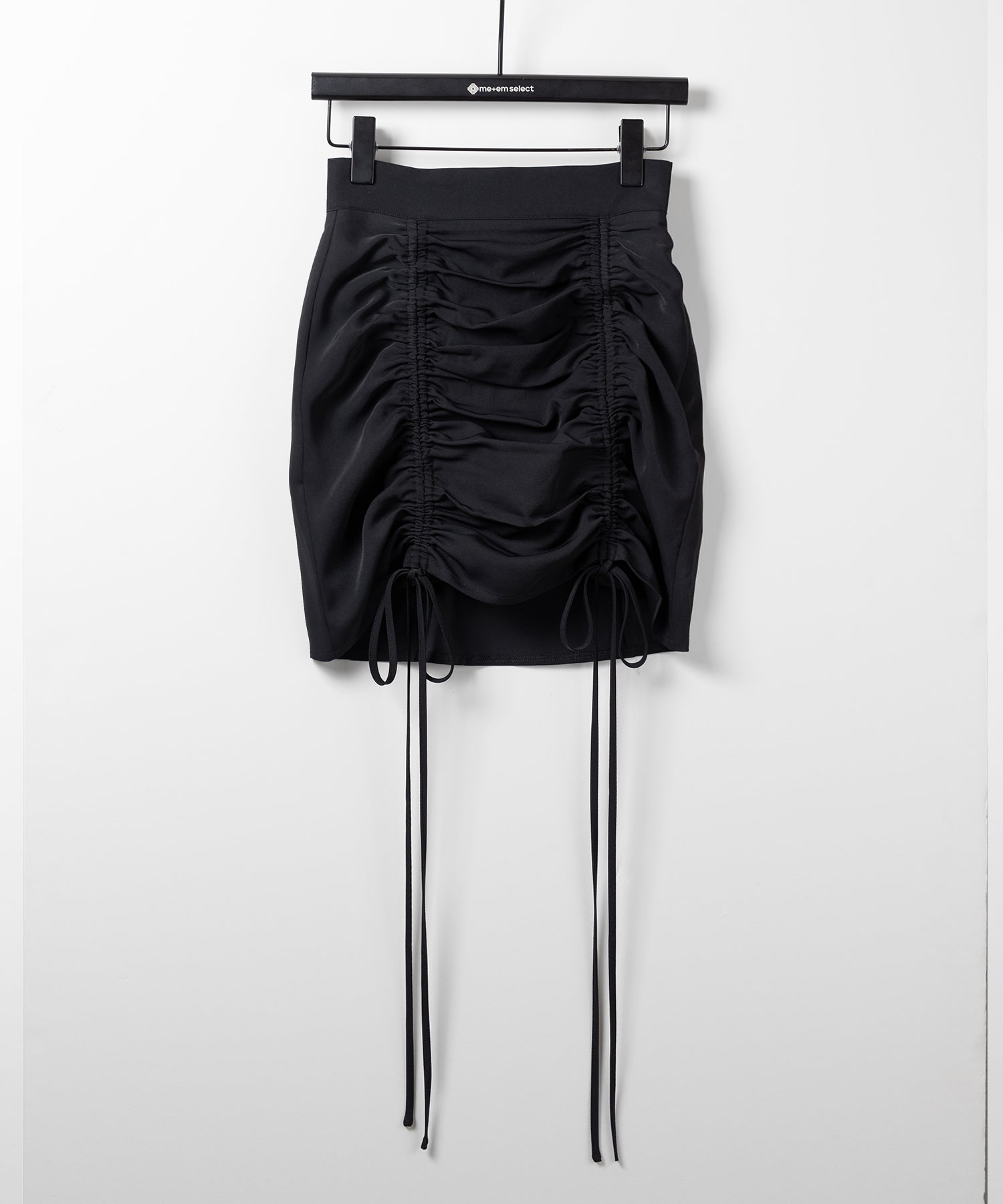 【 インパン裏地付 ／ セルフカット調節可能 】 ストラップダブルリボンシャーリングミニスカート ／ strap double ribbon shirring mini skirt