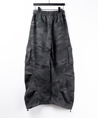 【 裾絞り可能２WAY 】カモフラヴィンテージサイドラインタックワイドスウェットパンツ ／ camouflage vintage side line tuck wide sweatpants