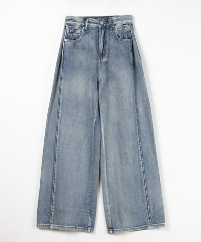 ヴィンテージライクウォッシュカーブワイドデニム ／ vintage like wash curve wide denim