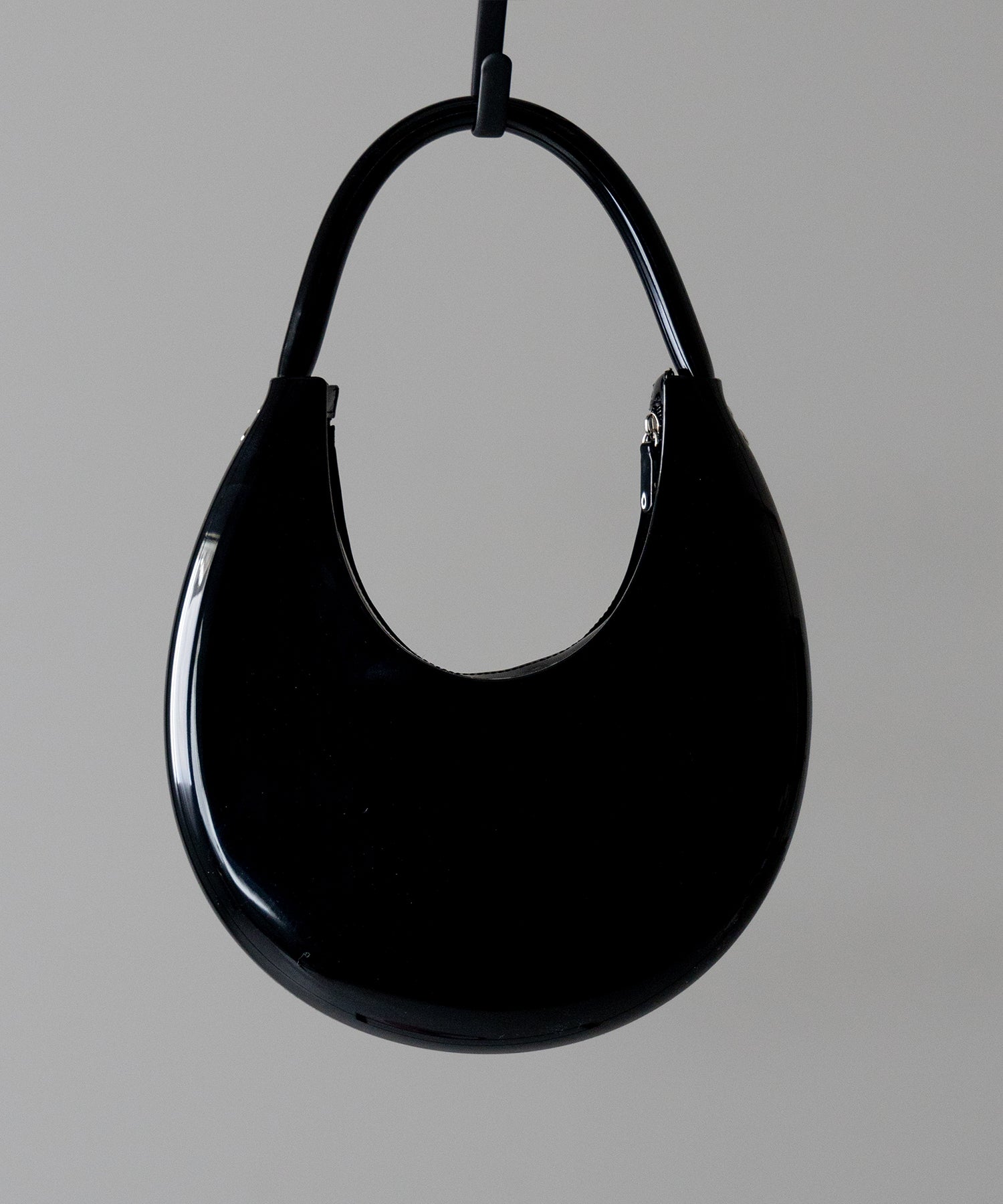 【 ２color 】 PVC ハーフムーンショルダーバッグ ／ PVC HALF MOON SHOULDER BAG