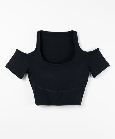 カットアウトオフショルスリムＴシャツ ／ cutout off shoulder slim t-shirts