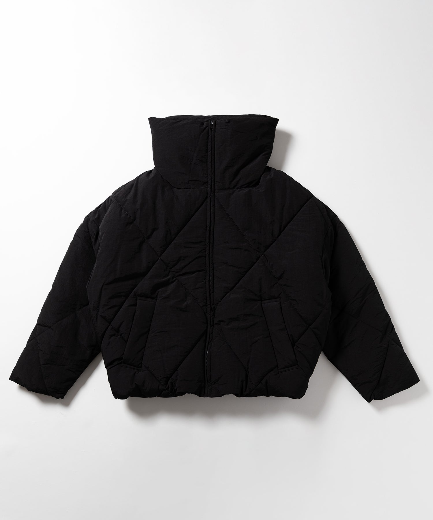 【 ３COLOR ／２WAY 】ボリュームハイネックナイロンパフダウンジャケット