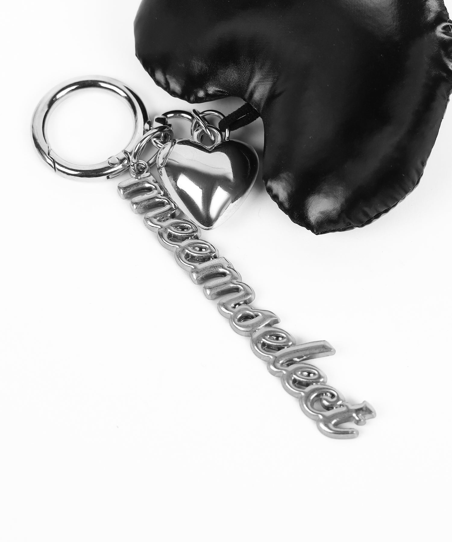 メタルロゴブラックハートチャーム ／ Metal logo black heart charm