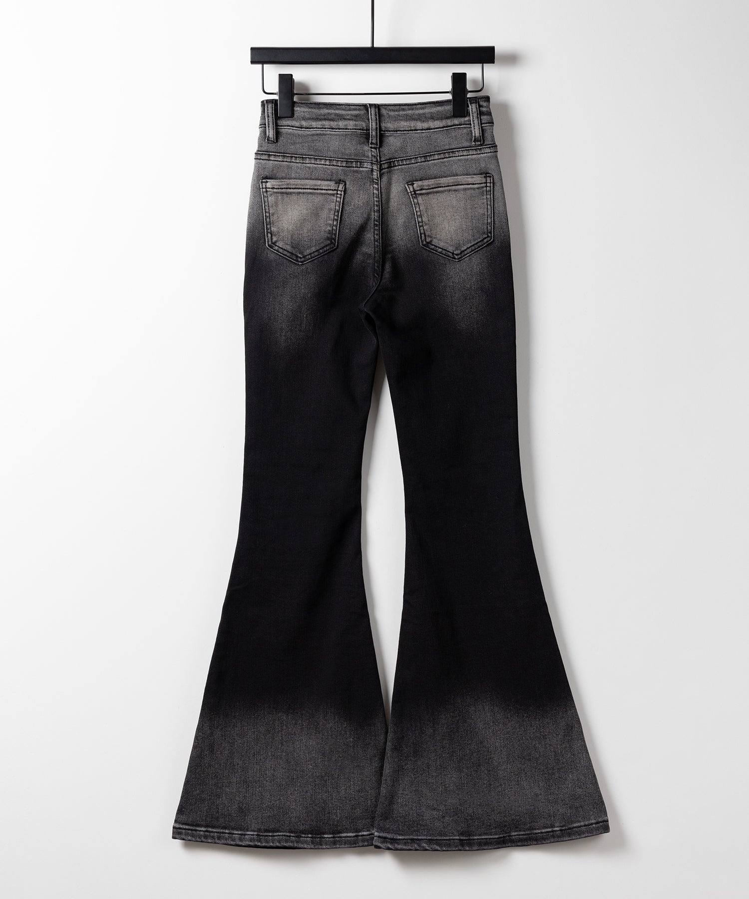 【４size 】ブリーチグラデーションストレッチブラックフレアデニム ／ bleach gradation stretch black flare denim
