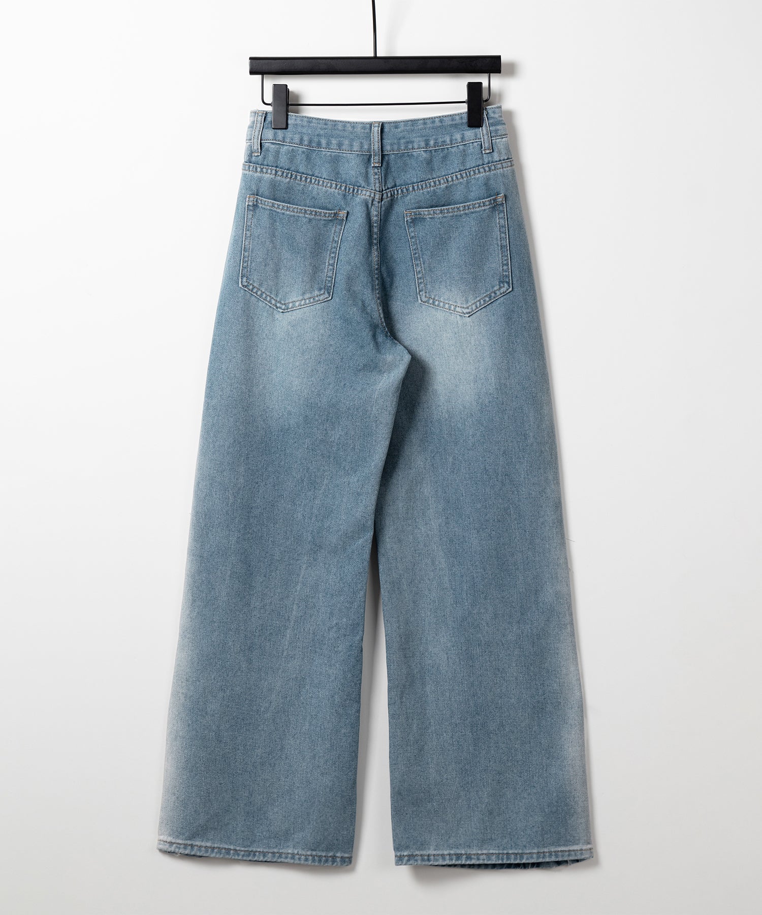 【 選べる３サイズ 】サイドライングラデーションダメージルーズデニム ／ Side line gradation damage loose denim