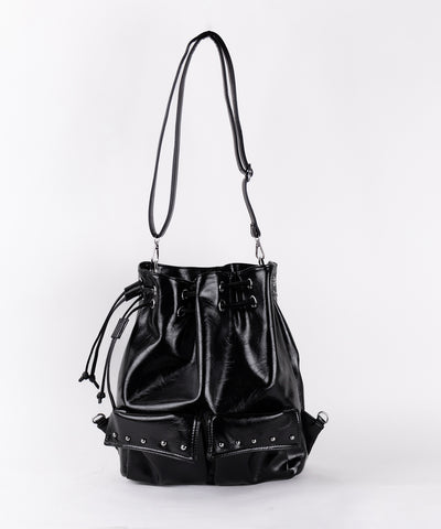 【 ２WAY 】フェイクレザースタッズポケット巾着ショルダーバッグ ／ ( 2WAY ) fake leather studs pocket drawstring shoulder bag