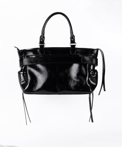 【ショルダーにできる2WAY】 ベルテッドダブルジップポケットショルダーバッグ／ belted double zip pocket shoulder bag