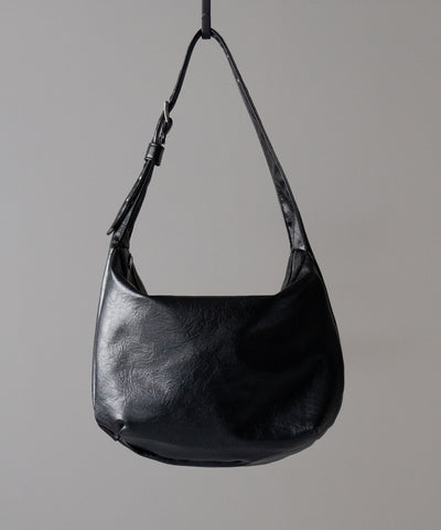 【 ２WAY ／ A4収納可 】ハトメデザインベルテッドワンハンドルショルダーバッグ ／ Eyelet design belted onehandle shoulder bag