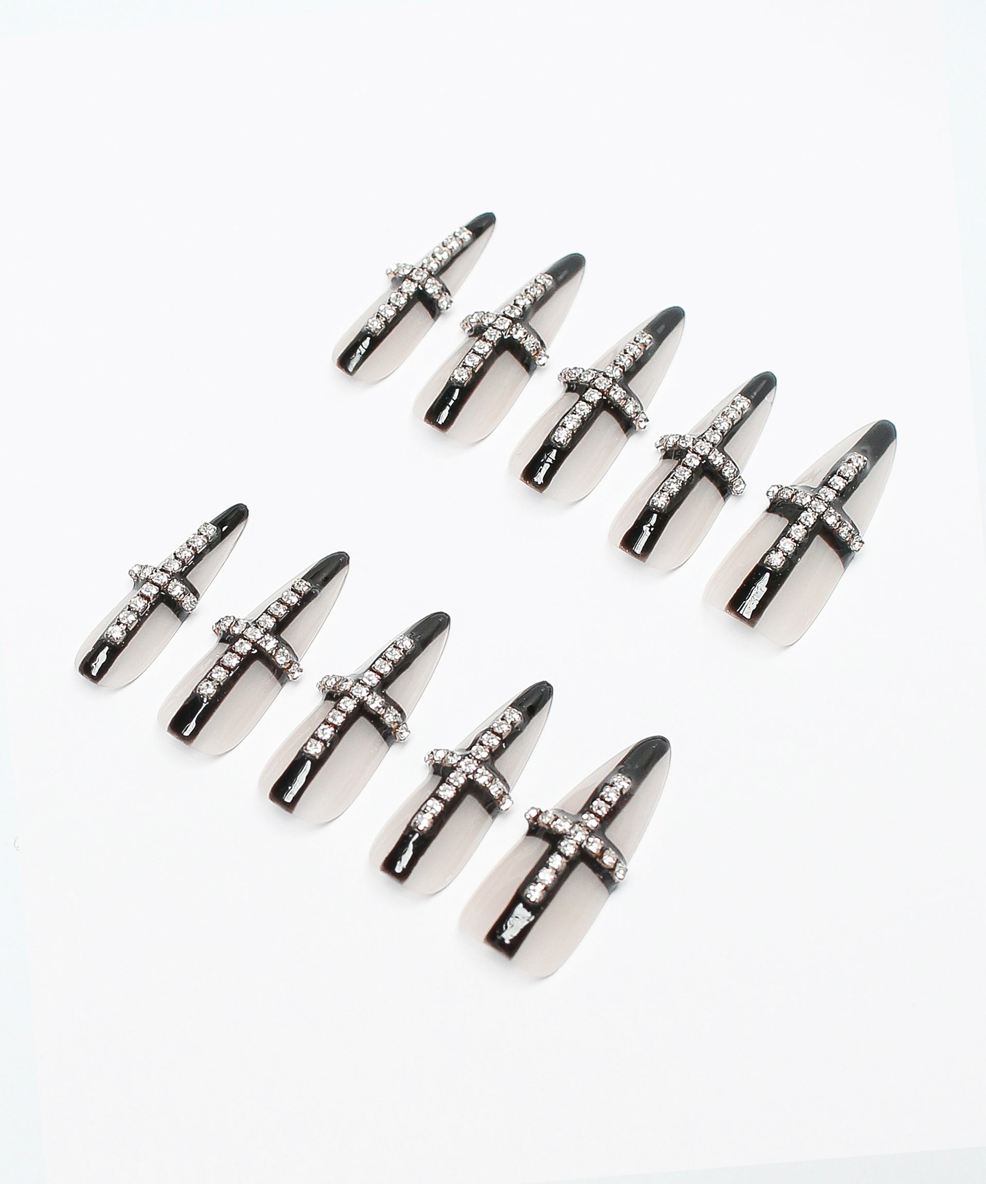 シルバーストーンクロスラインブラックシアースティレットネイルチップ／silverstone cross line black sheer stiletto nail tips