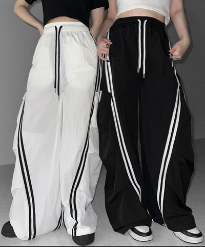【 ３color ／裾絞り可能２WAY 】サイドラインナイロンタックカーゴワイドパンツ ／ side line nylon tuck cargo wide pants