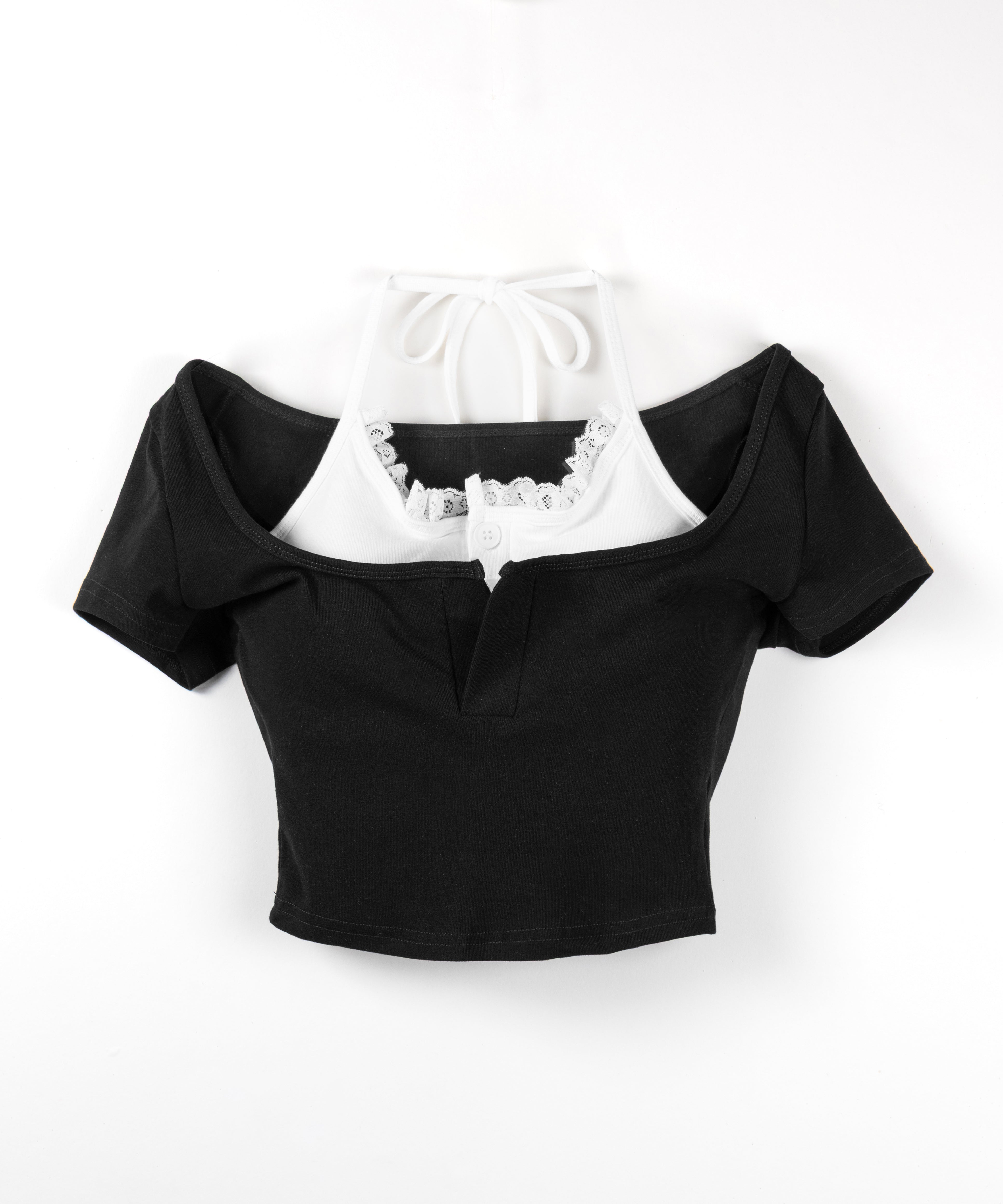 レースレイヤードドッキングスクエアネックＴシャツ ／ Lace layered docking square neck T-shirt