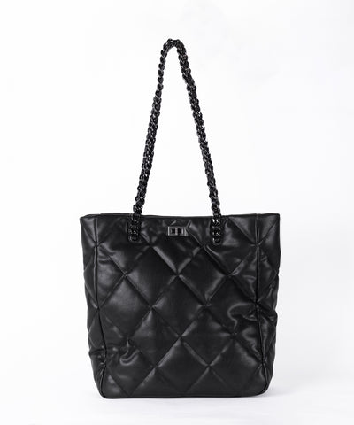 【 A4収納可 】キルティングスクエアチェーンバッグ/ quilted square chain bag